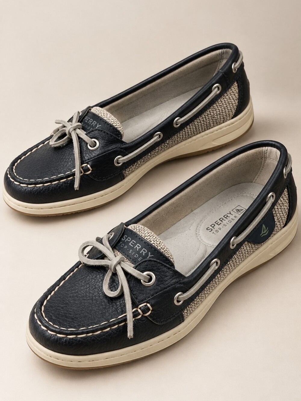 Sperry Dark Academia Quiet Luxury Leather Navy and Tan Boat Lace Up Shoes 7.5